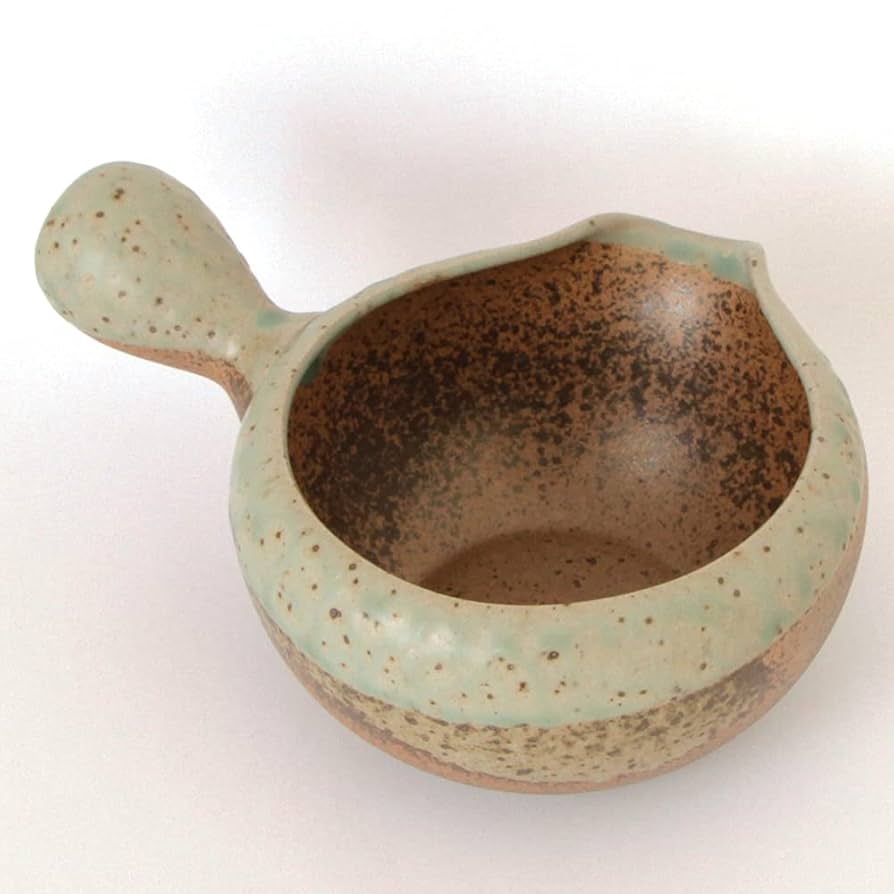 Amazon.com: Japanese Tea KIMIKURA Matcha bowl with spout and